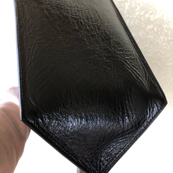 SLOWLINE Pleated Patent Leather Black Shoulder Bag - Picture 5 of 8